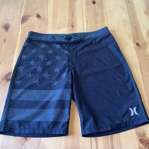 EUC HURLEY PHANTOM Patriotic Stars & Stripes Swim Board Shorts Sz 32